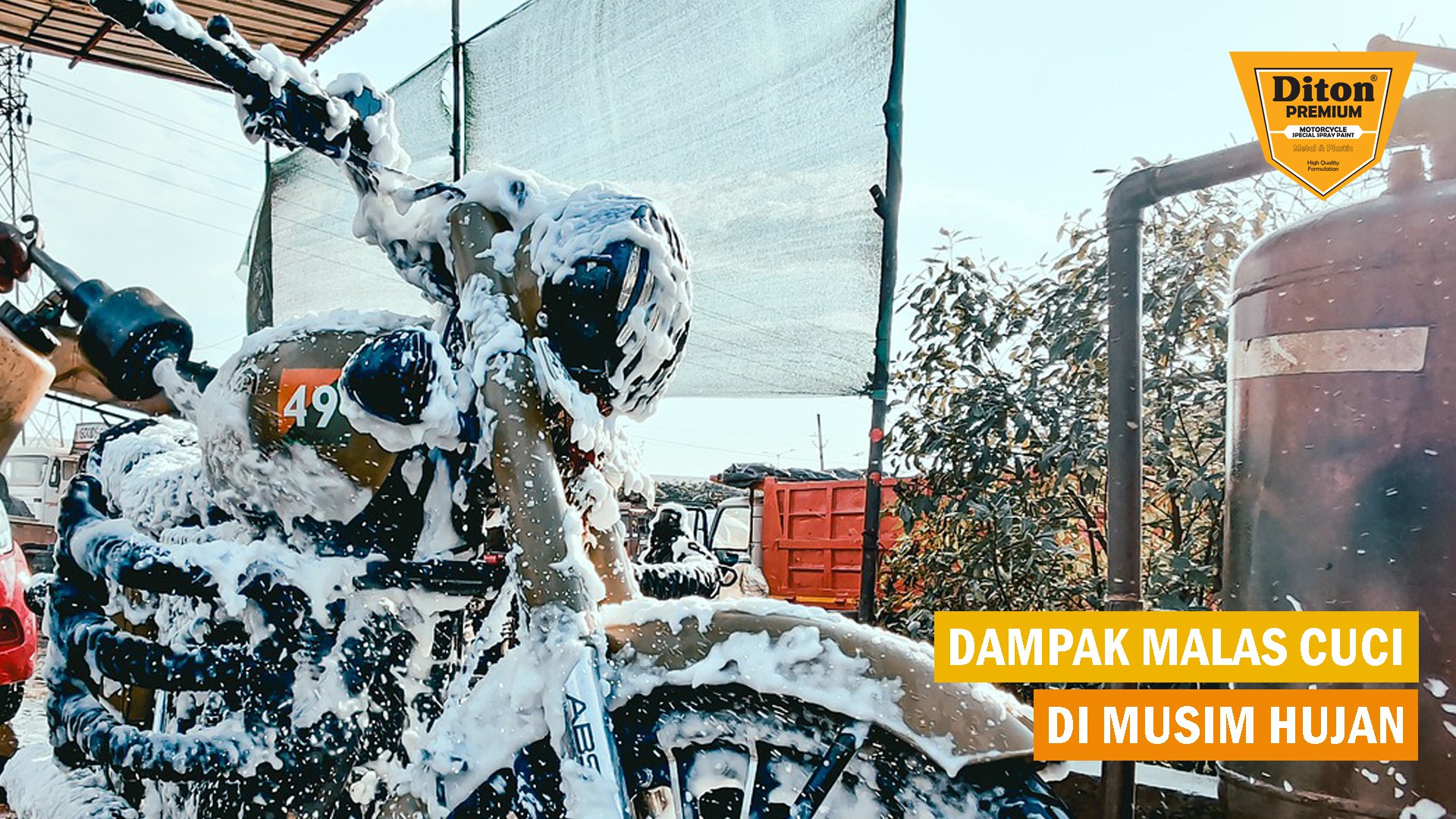 Malas Mencuci Motor, Buat Apa Kalau Kotor Lagi?